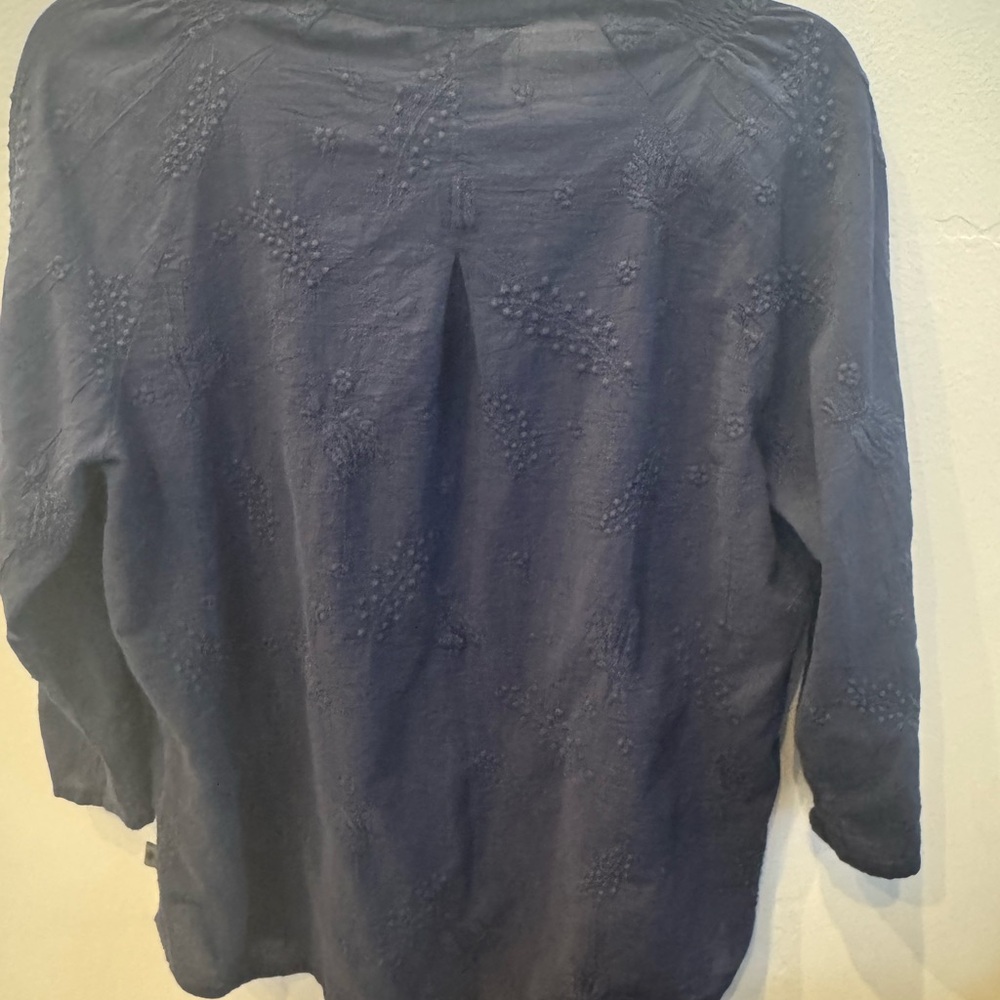 Royal Robbins Women's Dark Blue Blouse - Picture 2 of 4